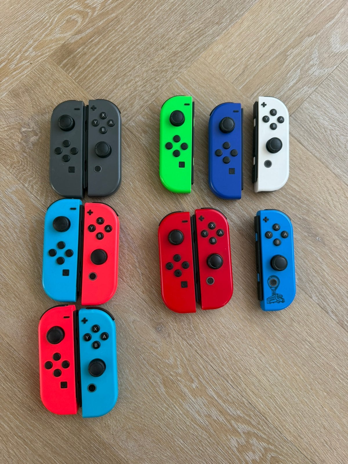 Nintendo switch joy cons - verschillende kleuren, Ophalen of Verzenden, Zo goed als nieuw, Switch, Overige controllers