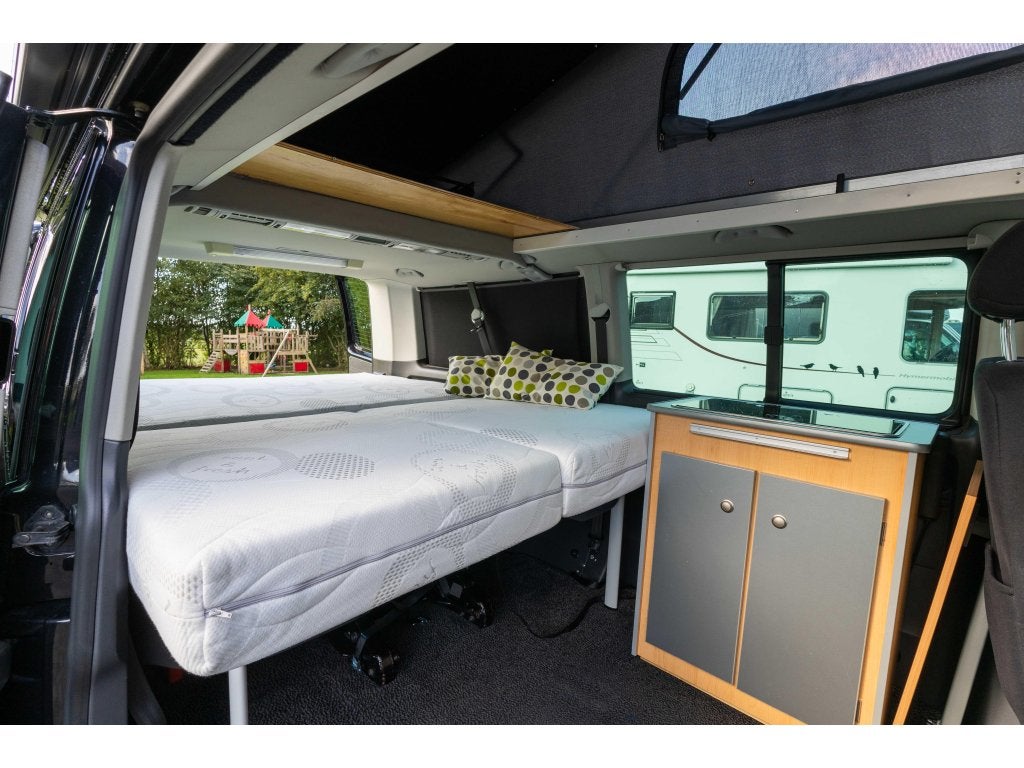 Volkswagen Caravelle T5 2.5TDI XXL Bed 5 Gordels, Volkswagen, Tot en met 2, Audio installatie, Overige merken