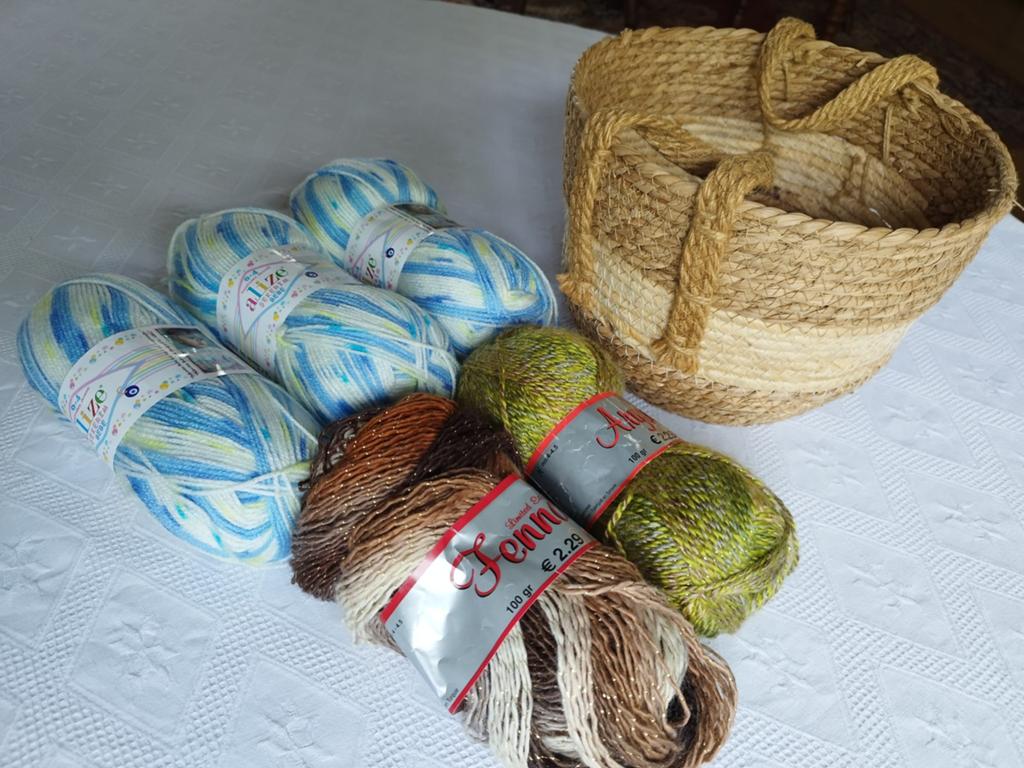 Breigarens "alize", "Fenna" en "Anya", 485 gram + mand, Ophalen of Verzenden, Zo goed als nieuw, Breien of Haken, Wol of Garen