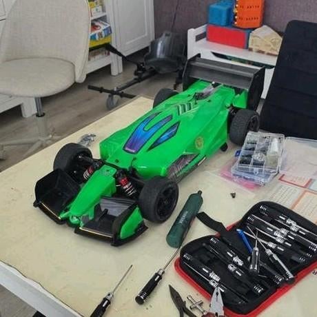 Rc reparatie, Hobby en Vrije tijd, Modelbouw | Radiografisch | Auto's, Ophalen of Verzenden, Overige schalen, Onderdeel