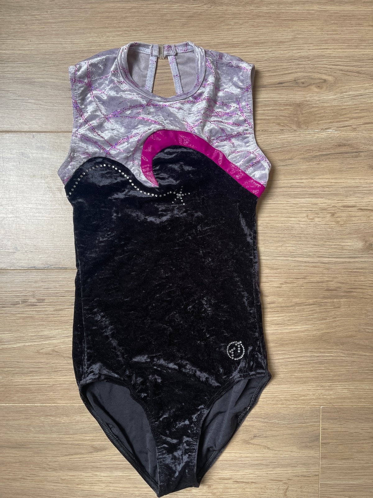 Turnpakje Tema Turn - Zwart, Paars, Roze - Maat 164, Zwart, Ophalen of Verzenden, Zo goed als nieuw, Maat 46/48 (XL) of groter