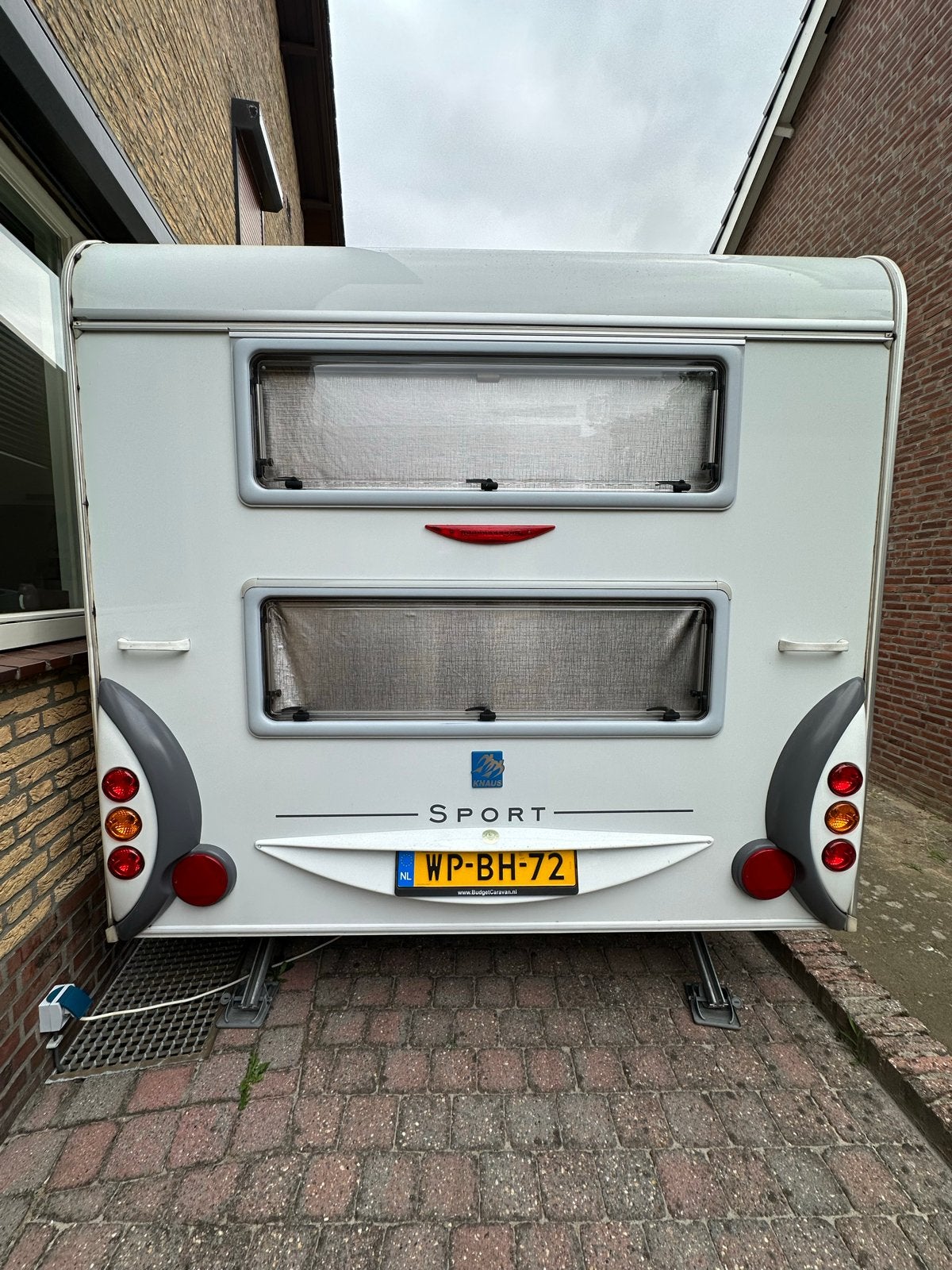 Knaus Sport 500 QDK 2005 , zakluifel, voortent, Caravans en Kamperen, Caravans, Schokbreker, Stapelbed, Treinzit, Particulier