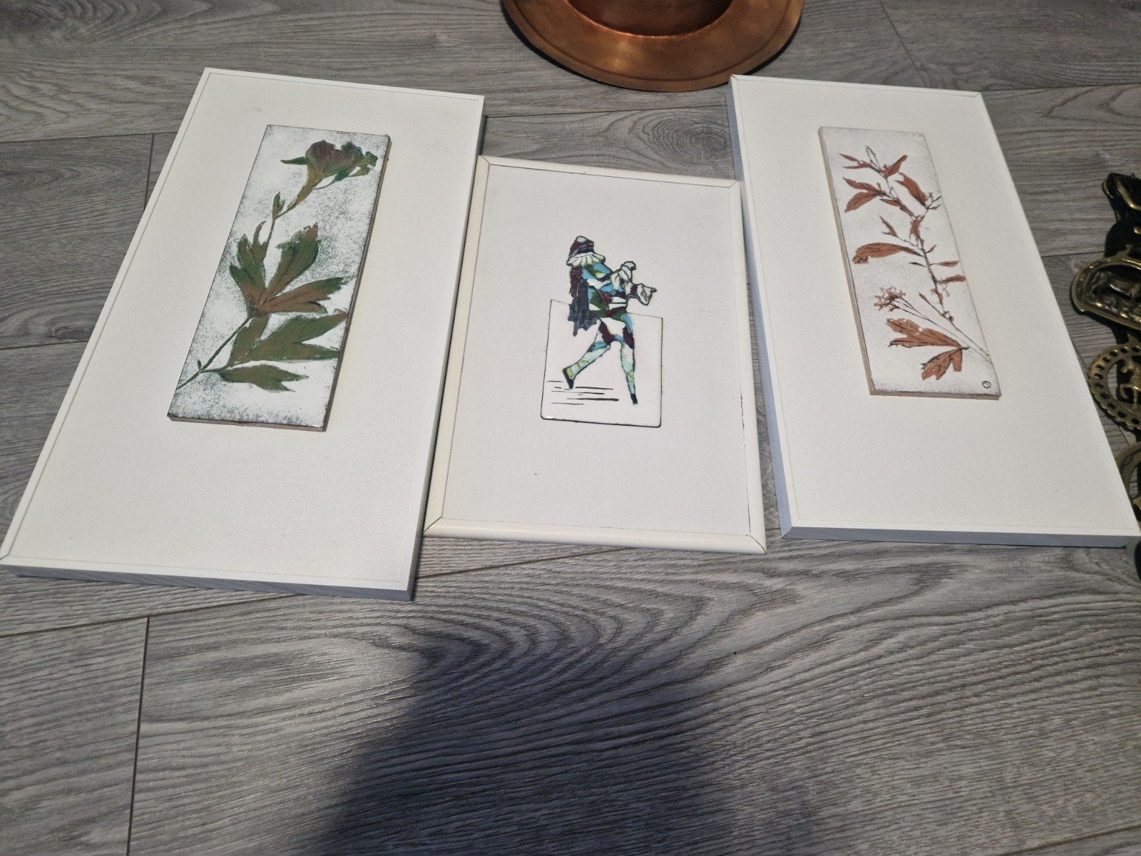 Set van 3 ingelijste kunstwerken: botanisch en figuur, Ophalen of Verzenden