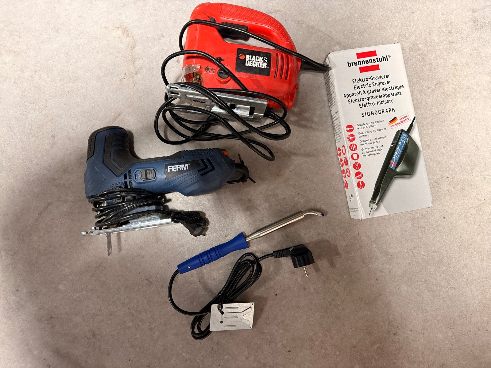 2 Decoupeerzagen, Solderbout en Graveermachine, Ophalen of Verzenden, Gebruikt, Decoupeerzaag