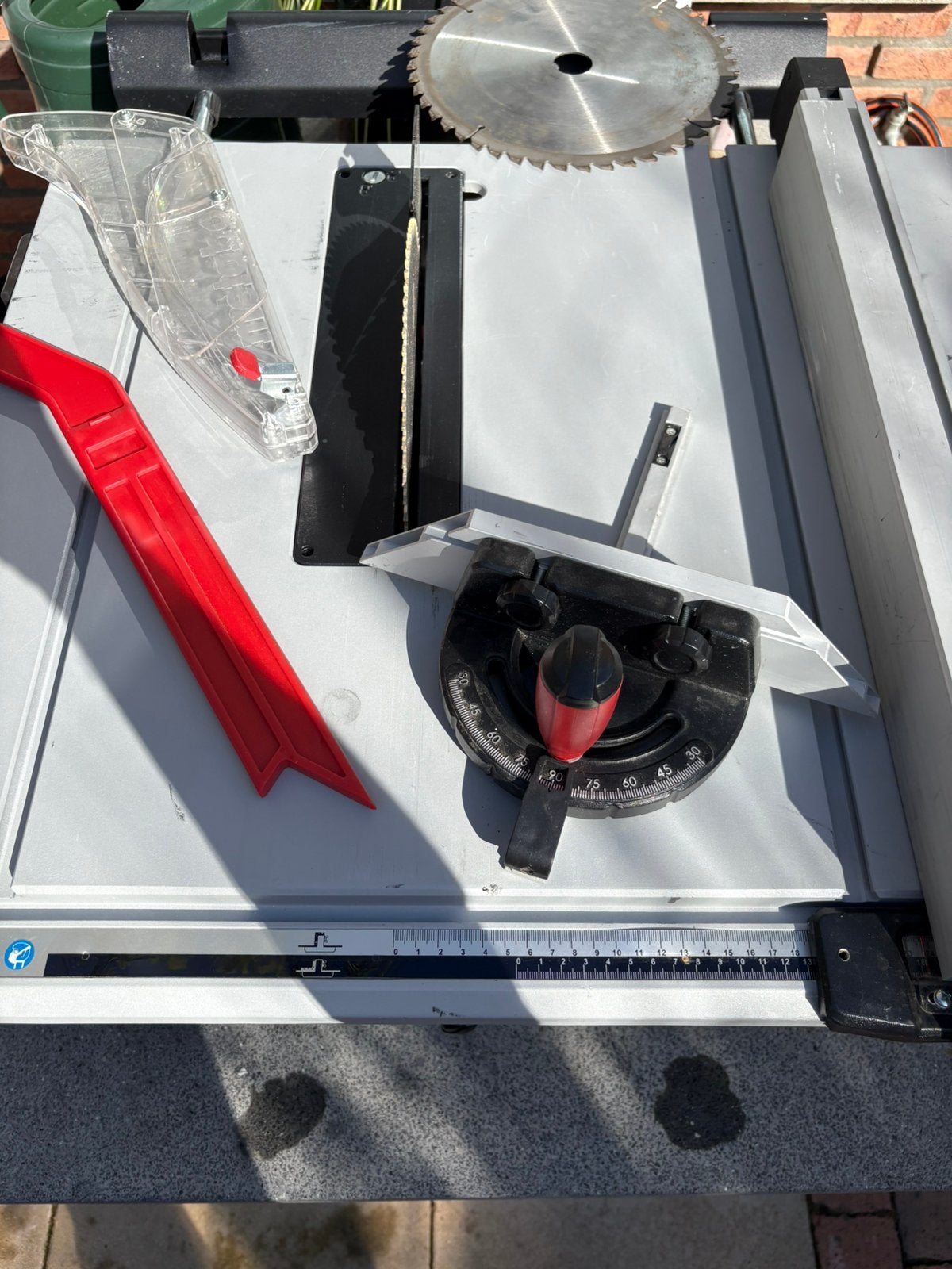 Zaagtafel Metabo izgst, Ophalen, Cirkelzaag, 70 mm of meer, Zo goed als nieuw