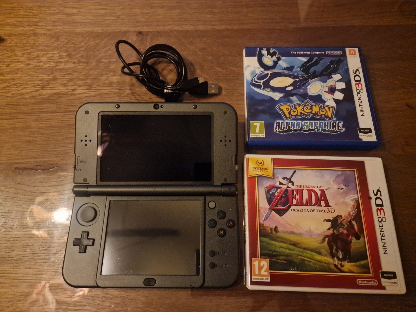 New Nintendo 3DS XL zwart met Pokémon Alpha Sapphire + Zelda, Spelcomputers en Games, Zwart, 3DS XL, Ophalen of Verzenden, Gebruikt