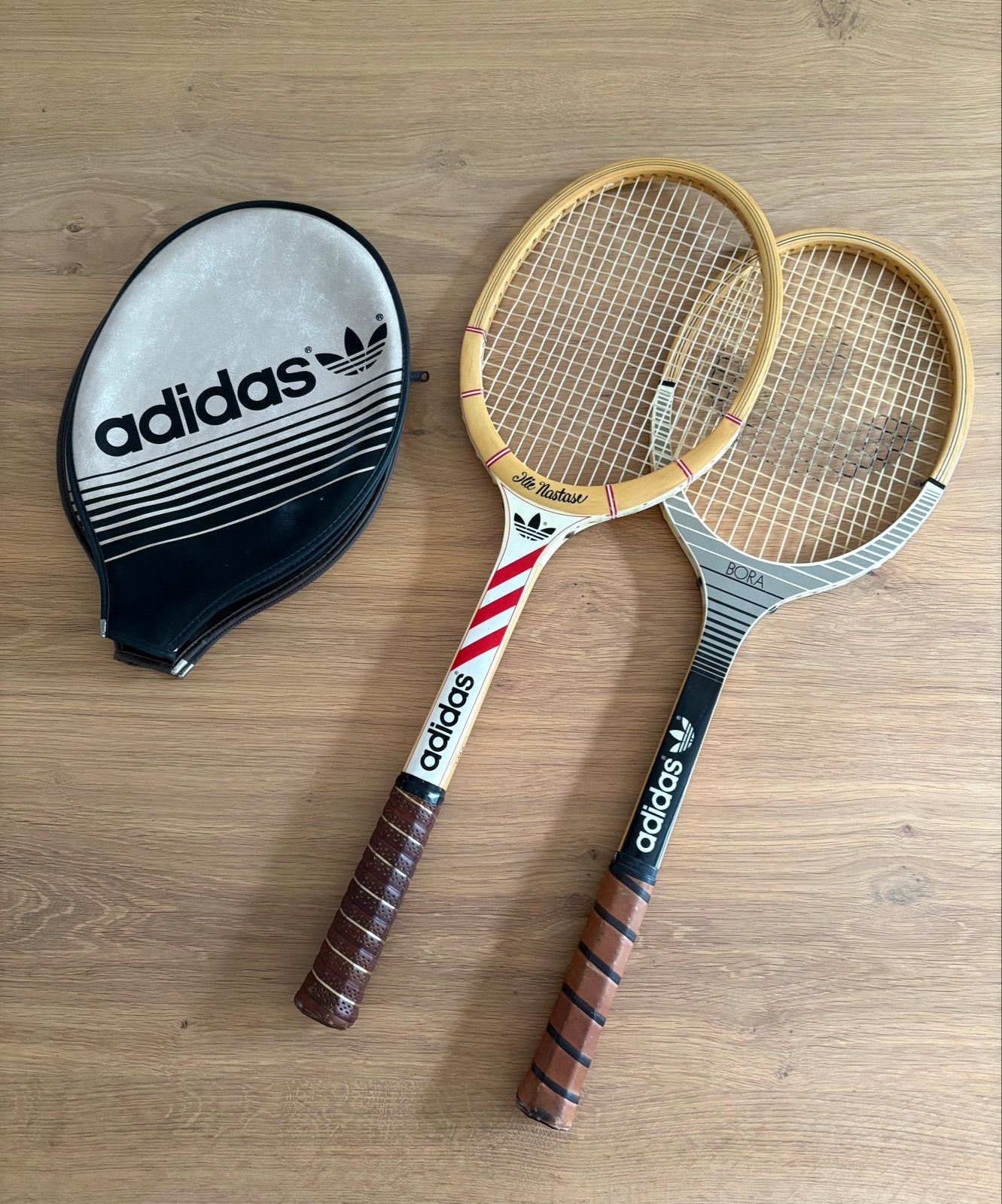 Vintage Adidas tennisrackets (2 stuks) met hoes, Adidas, Ophalen of Verzenden, Zo goed als nieuw, Racket