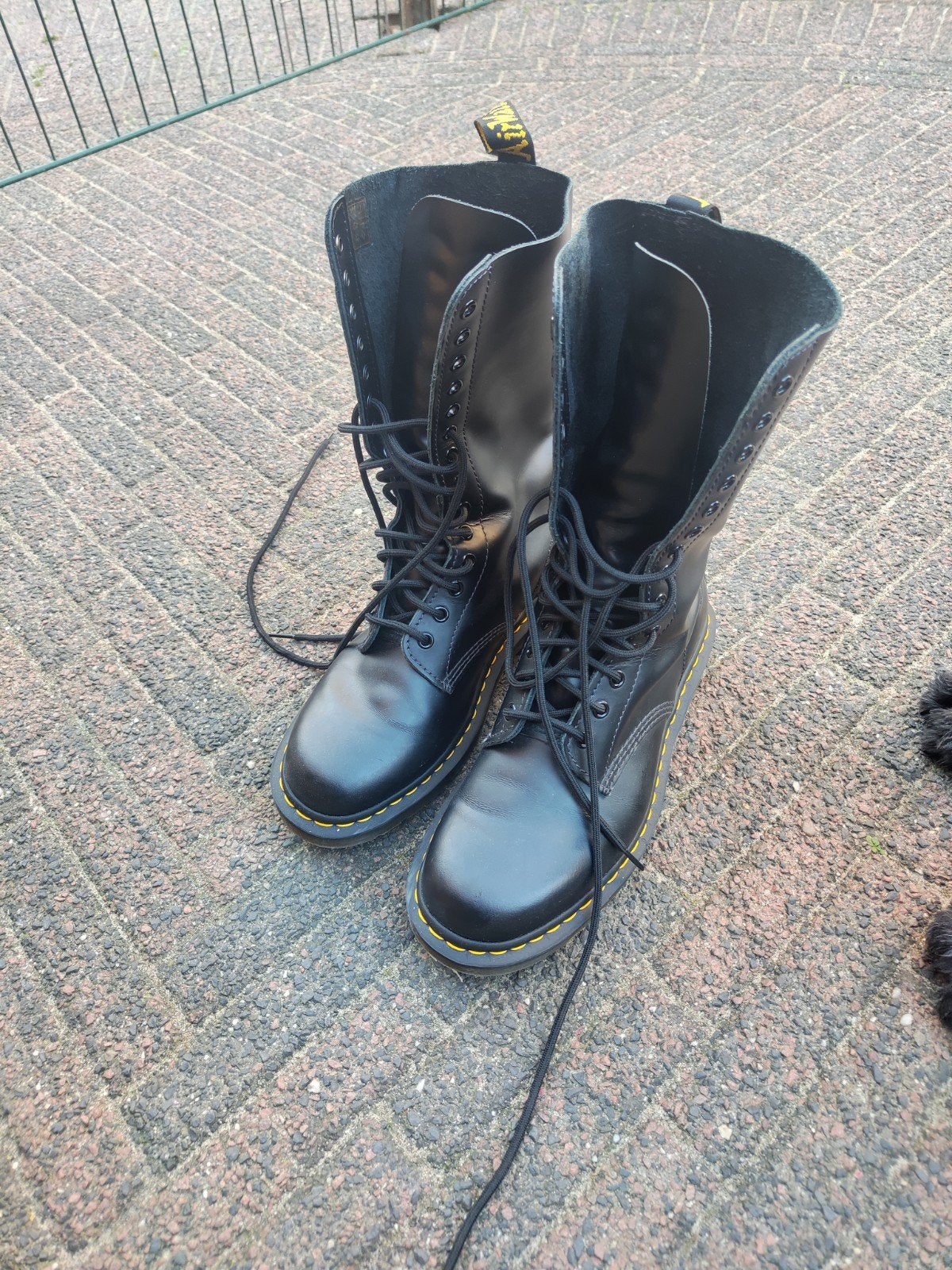 dr martens, Hoge laarzen, Zwart, Ophalen of Verzenden, Dr. Martens