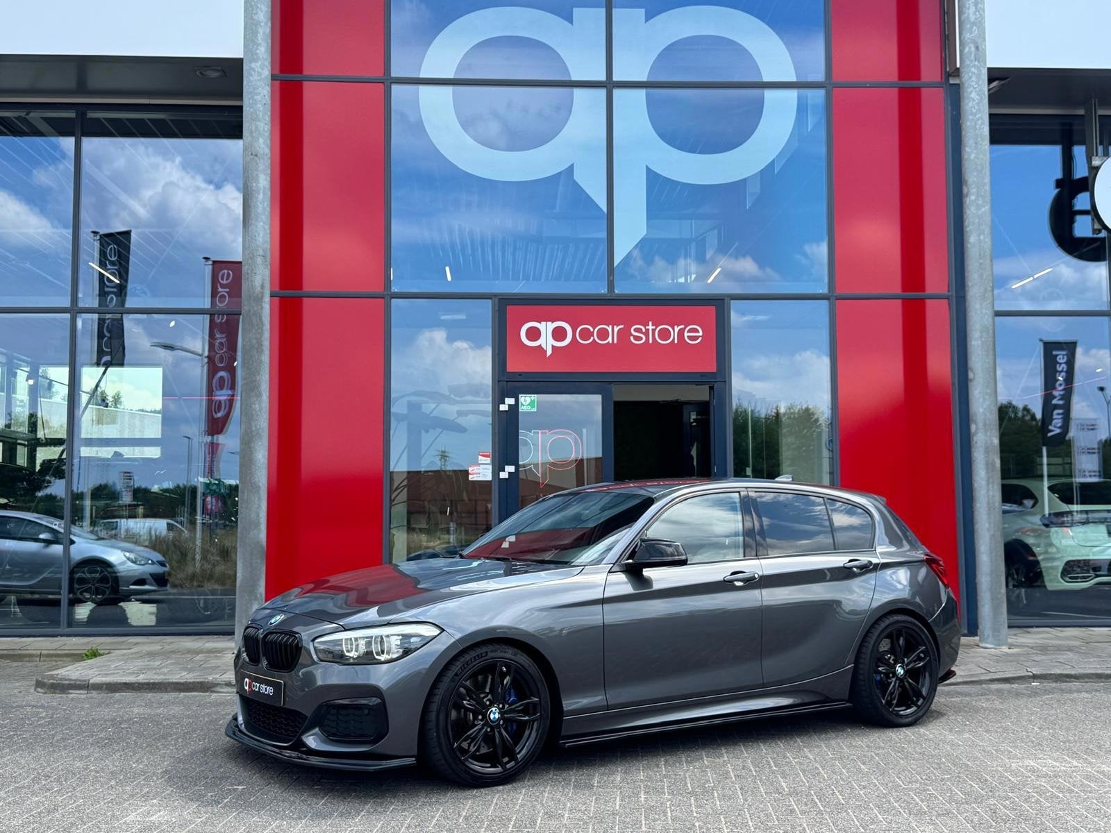 BMW 1-serie M140i xDrive High Executive LCI 2 | Leder | Keyl, Auto's, Gebruikt, Euro 6, 340 pk, Bedrijf