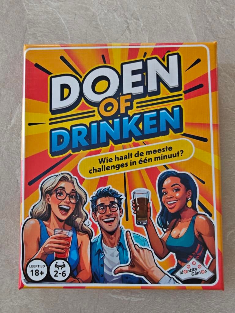 Doen of Drinken - Het hilarische partyspel!, Vijf spelers of meer, Ophalen of Verzenden, Zo goed als nieuw, Identity Games
