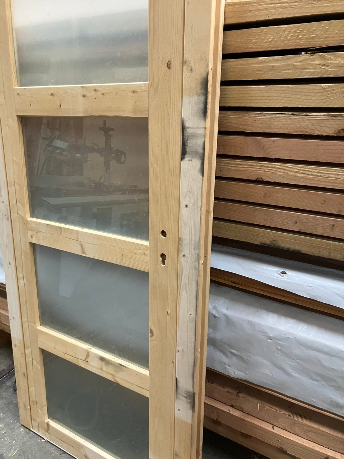 Vuren 4 ruits thuinhuis deur schoonheidsfoutje, Ophalen, Zo goed als nieuw, Minder dan 180 cm, Planken