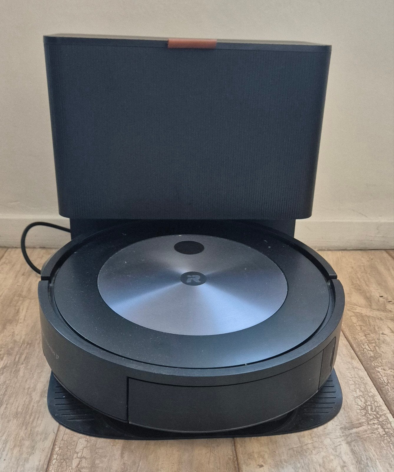 iRobot Roomba j7+ met extra's en reserveonderdelen, Stofzak, Gebruikt, IRobot, Ophalen of Verzenden