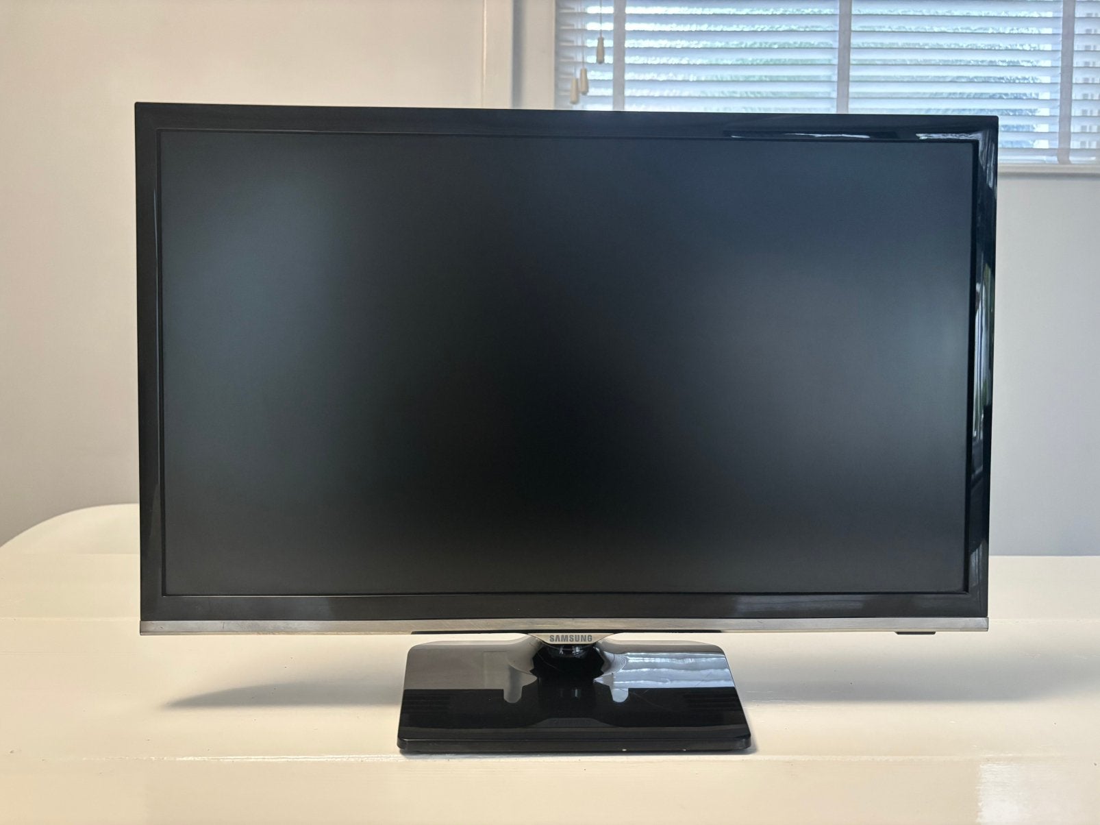 Samsung UE22H5000AW Full HD Led TV / Monitor 22” / 22 inch, LED, 50 Hz, Ophalen of Verzenden, Zo goed als nieuw