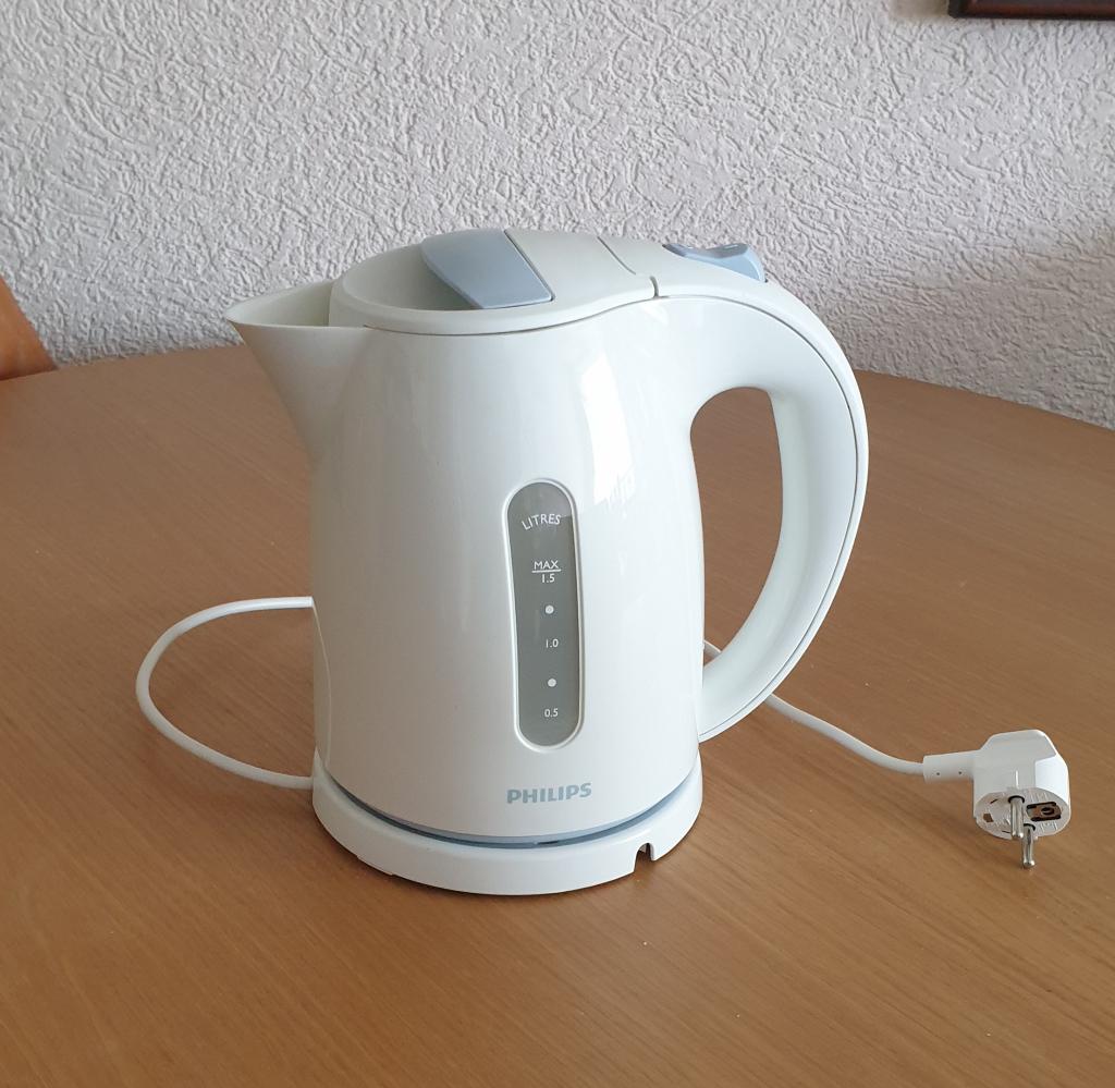 philips witte waterkoker, 1 tot 2 liter, Ophalen of Verzenden, Gebruikt