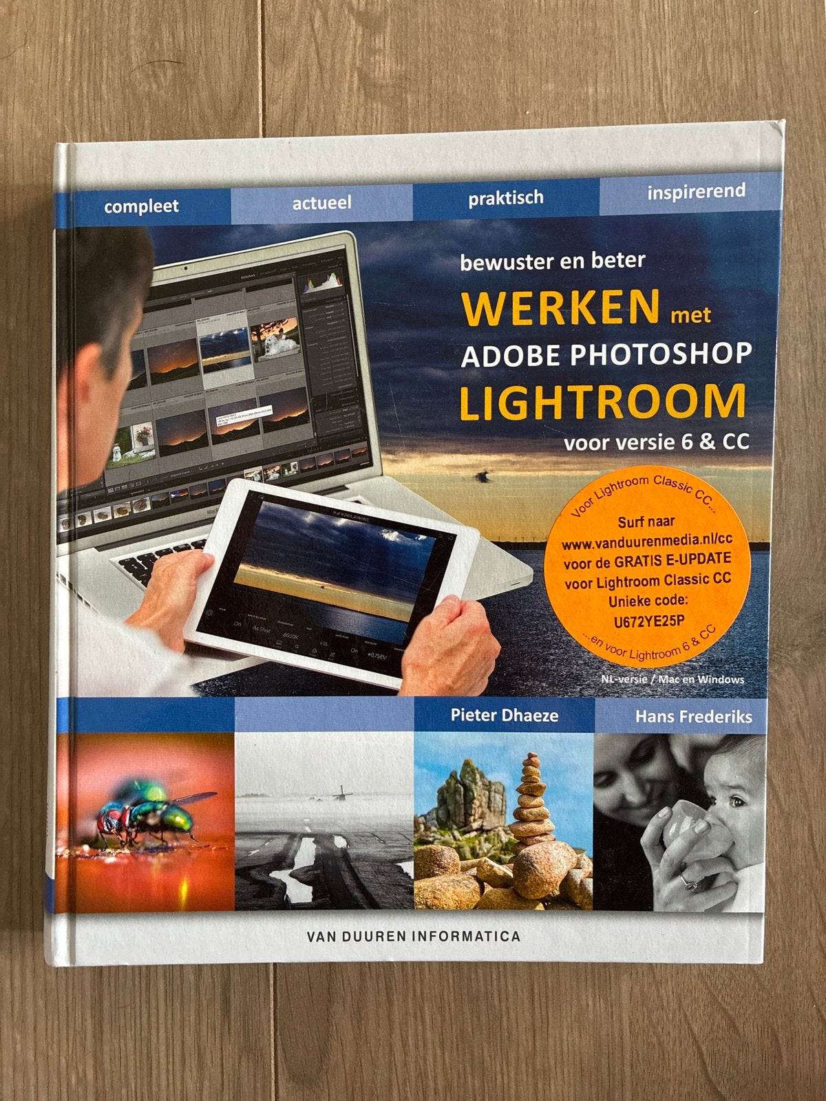 Boek: Werken met Adobe Photoshop Lightroom (versie 6 & CC), Ophalen of Verzenden, Zo goed als nieuw, Fotografie algemeen
