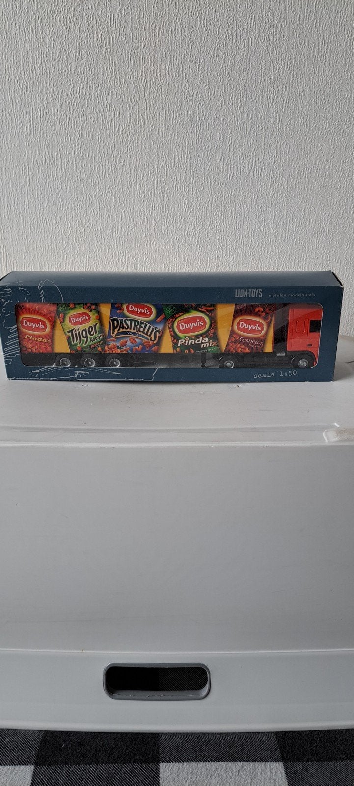 Lion Toys Duyvis Pinda Vrachtwagen Schaal 1:50, Ophalen of Verzenden, Bus of Vrachtwagen