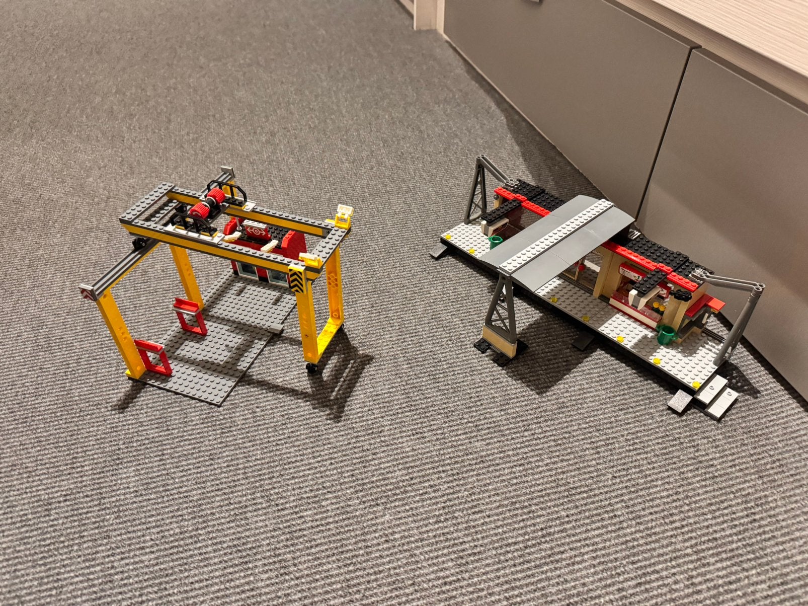 Lego 60052 trein station en overslagkraan, Ophalen of Verzenden, Zo goed als nieuw