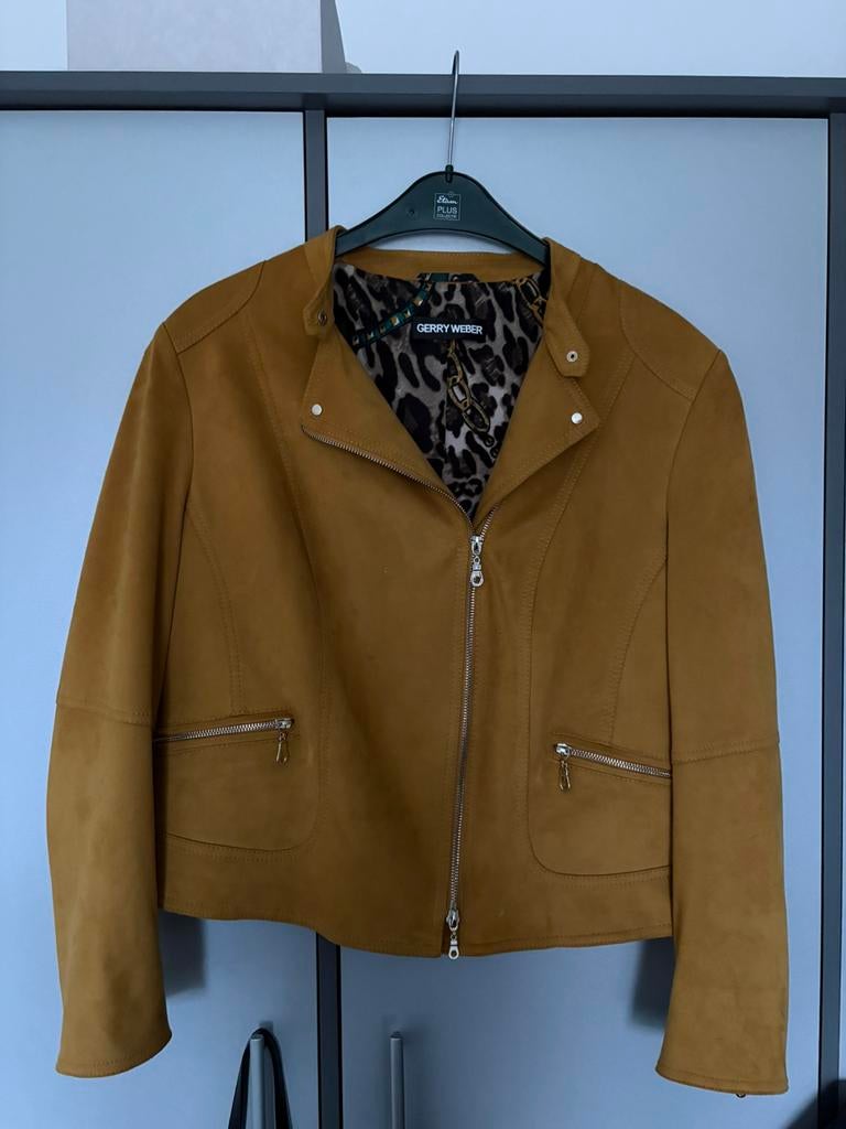 Gerry Weber jasje suede okergeel maat 44, Ophalen of Verzenden, Zo goed als nieuw, Maat 42/44 (L), Geel