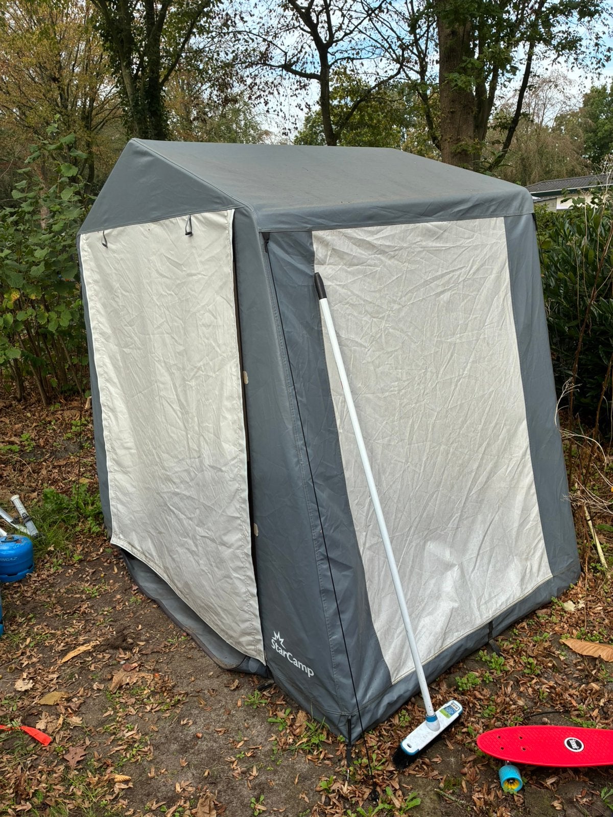 Schuur tentje starcamp, Ophalen, Zo goed als nieuw, Tot en met 2