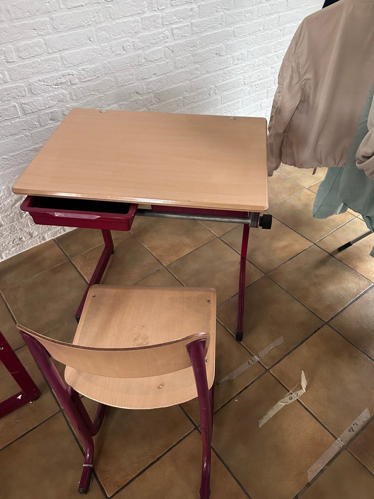 School tafel stoel bureau Antieke nostalgische retro, Ophalen, Zo goed als nieuw, Tafel(s) en Stoel(en)