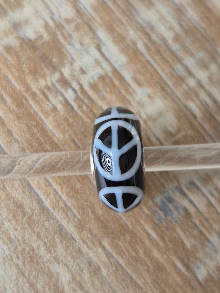 Trollbeads Uniek Peace CC, Glas of Kristal, Nieuw, Ophalen of Verzenden, Trollbeads