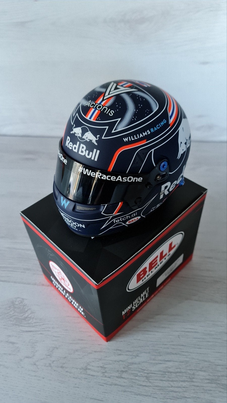 Alexander Albon Williams 2022 helm 1/2, Verzamelen, Ophalen of Verzenden, Nieuw, Formule 1