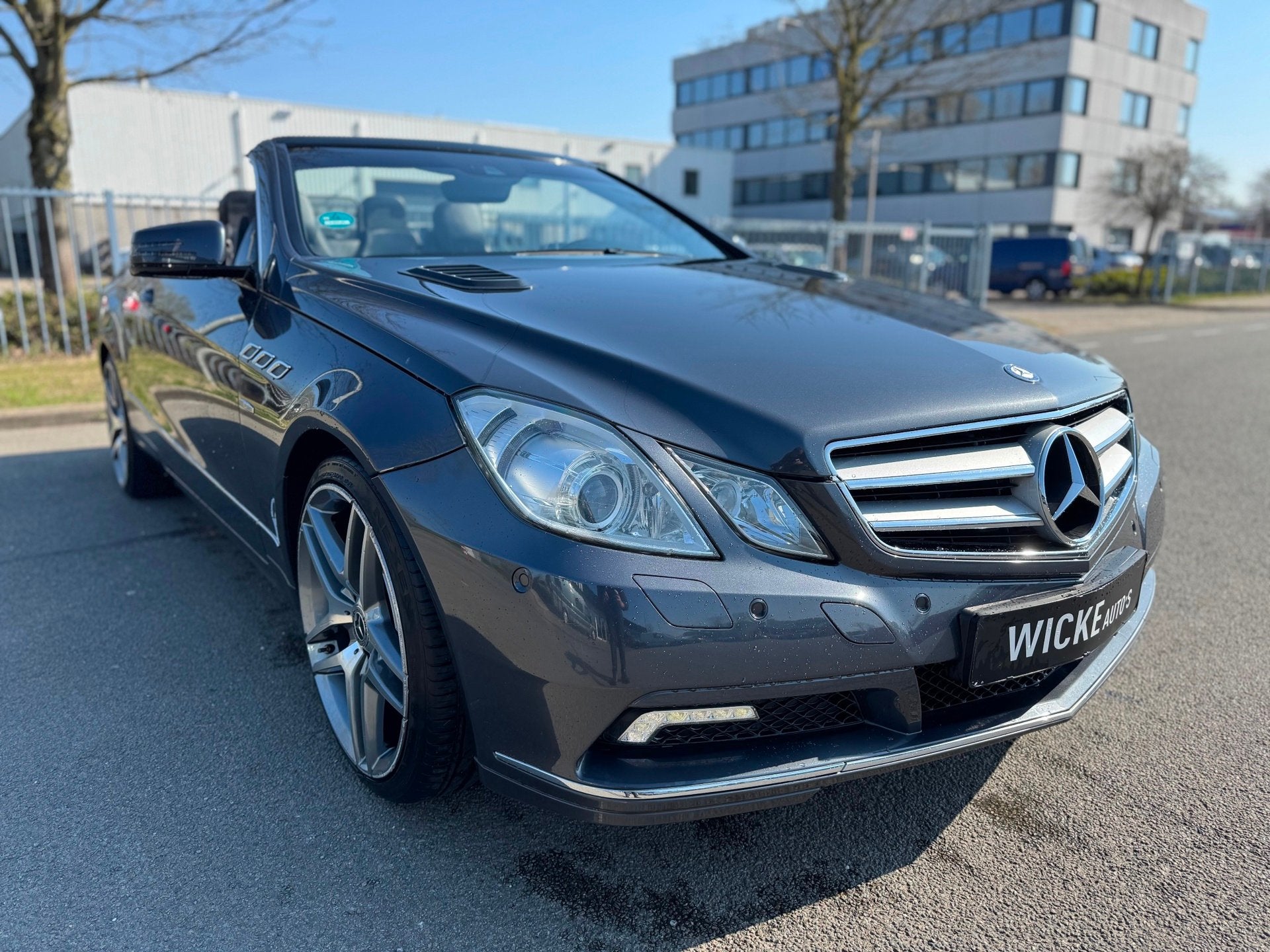 Mercedes-Benz E-klasse Cabrio 250 CGI Cabrio AMG Leder Xenon, Auto's, Automaat, Euro 5, Achterwielaandrijving, Zwart