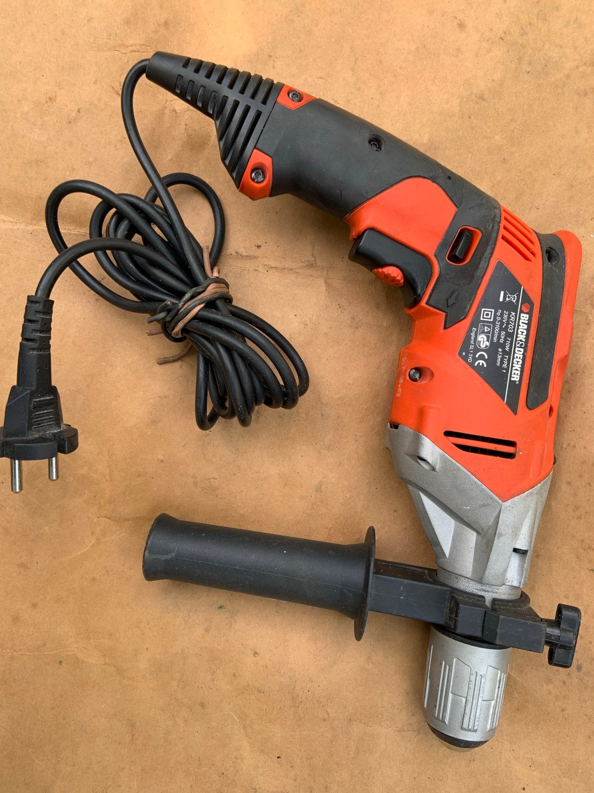 Black & Decker Klopboormachine KR703 - 710W, Boormachine, Ophalen of Verzenden, Klopboormechanisme, Gebruikt