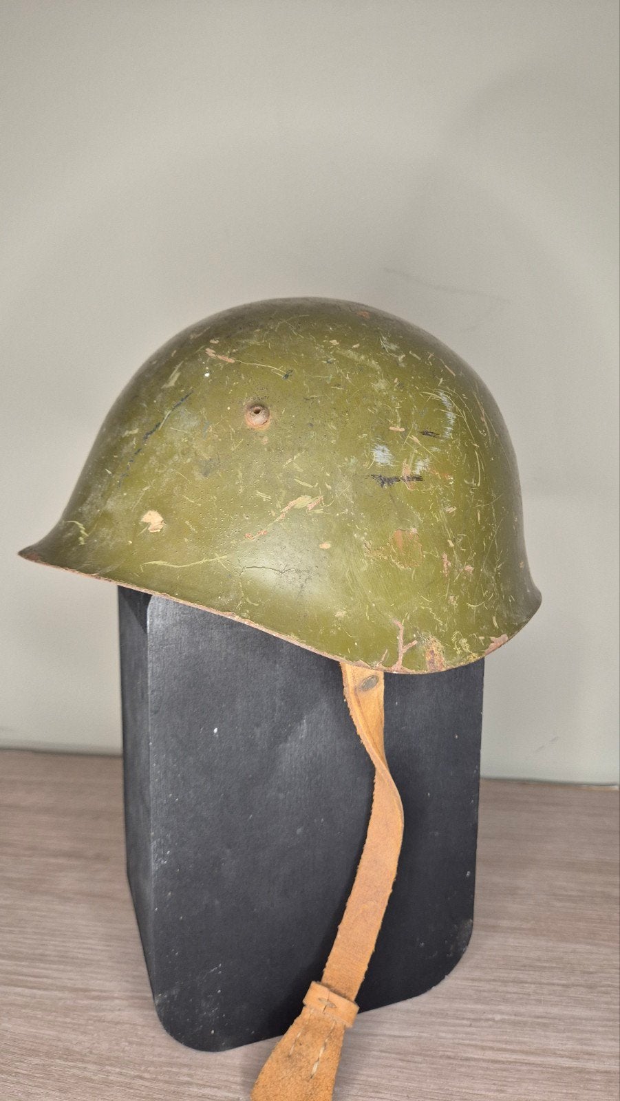 Italiaanse M33 of Bulgaarse M51 / M72 helm, Ophalen of Verzenden
