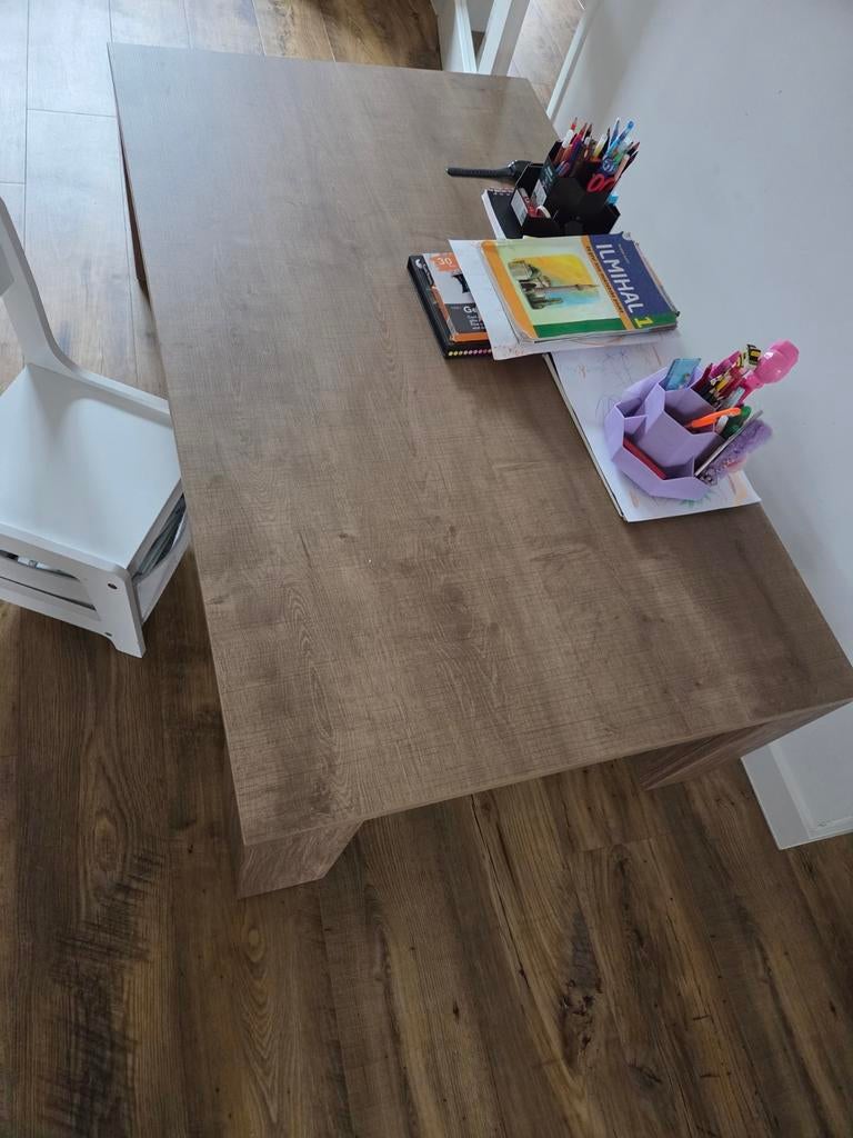 Tafel 135x80x39 cm - Zo goed als nieuw, Huis en Inrichting, Tafels | Eettafels, Ophalen, 100 tot 150 cm, 50 tot 100 cm, Zo goed als nieuw