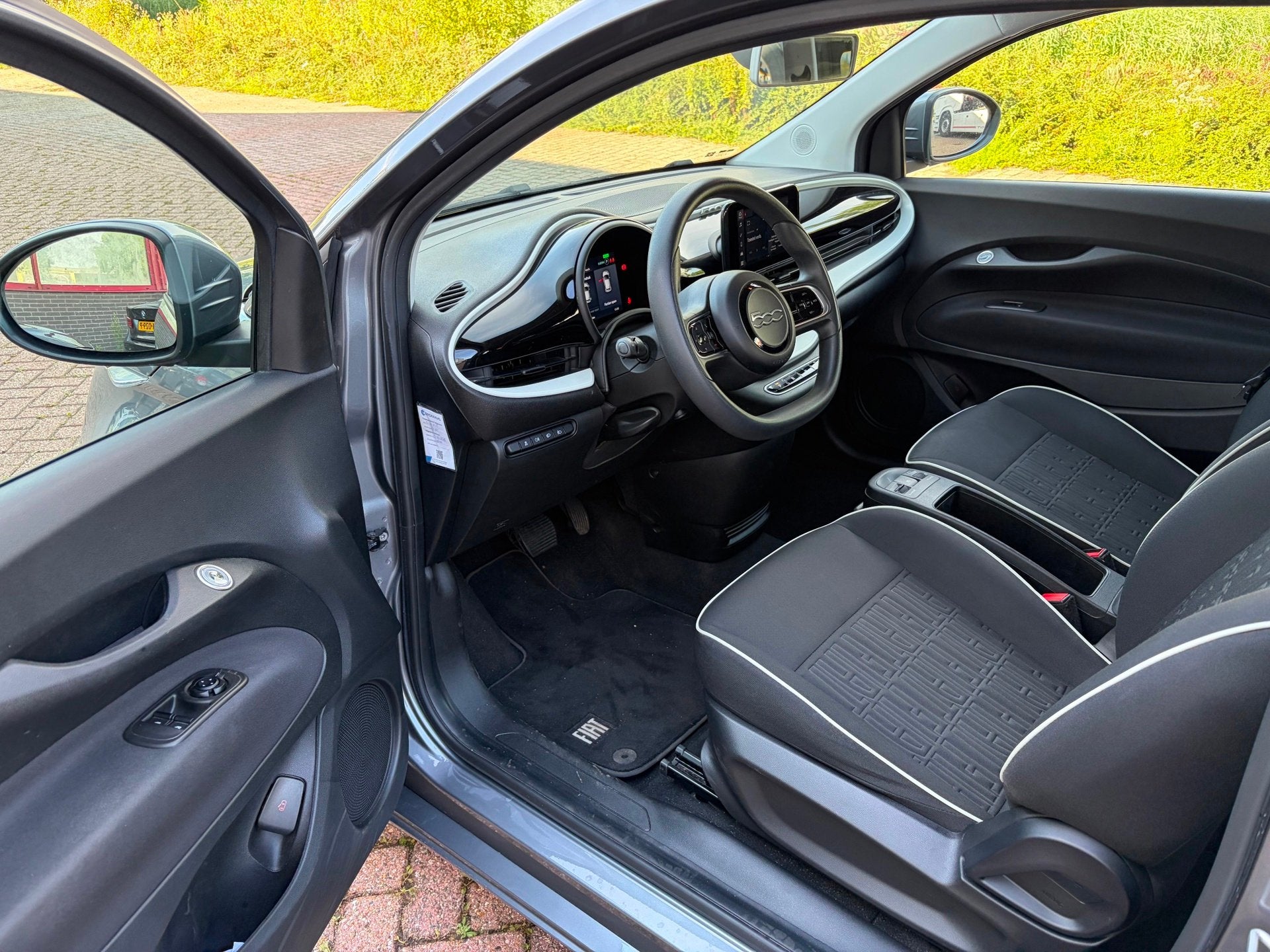 Fiat 500 Action 24 kWh, Dealer onderhouden, Stof, Gebruikt, Zwart