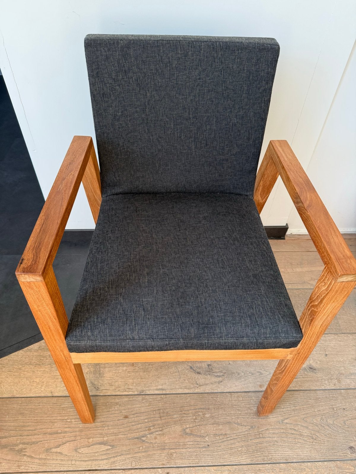 Ethnicraft Teak Houten Stoel met Stoffen Bekleding, Ophalen, Gebruikt, Bruin, Vier