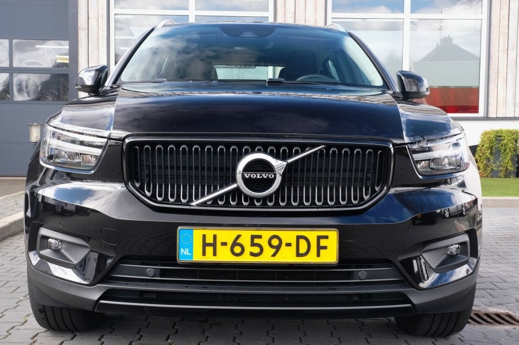 Volvo XC40 1.5 T3 Momentum Pro Origineel NL! Camera, Gebruikt, Leder en Stof, Origineel Nederlands, Bedrijf