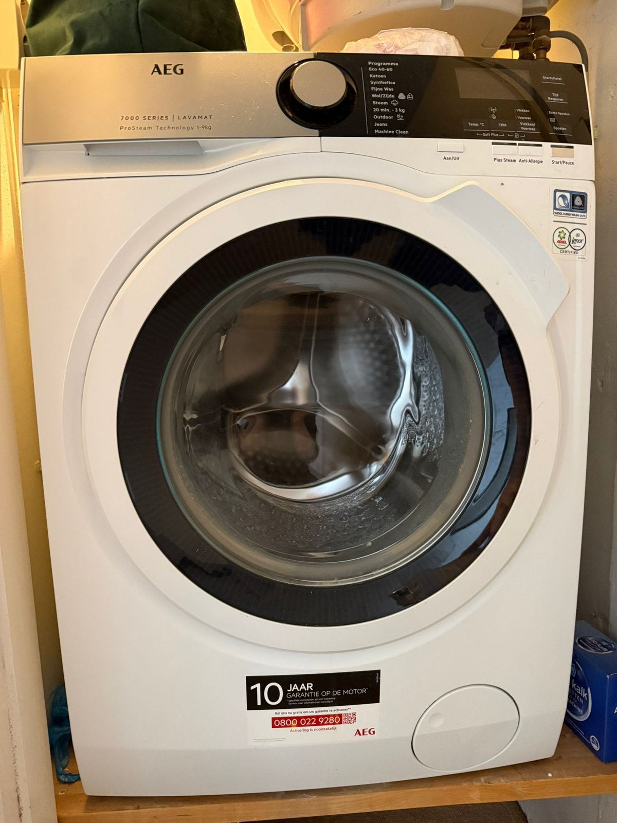 AEG wasmachine, Ophalen, Zo goed als nieuw, 1200 tot 1600 toeren, 85 tot 90 cm