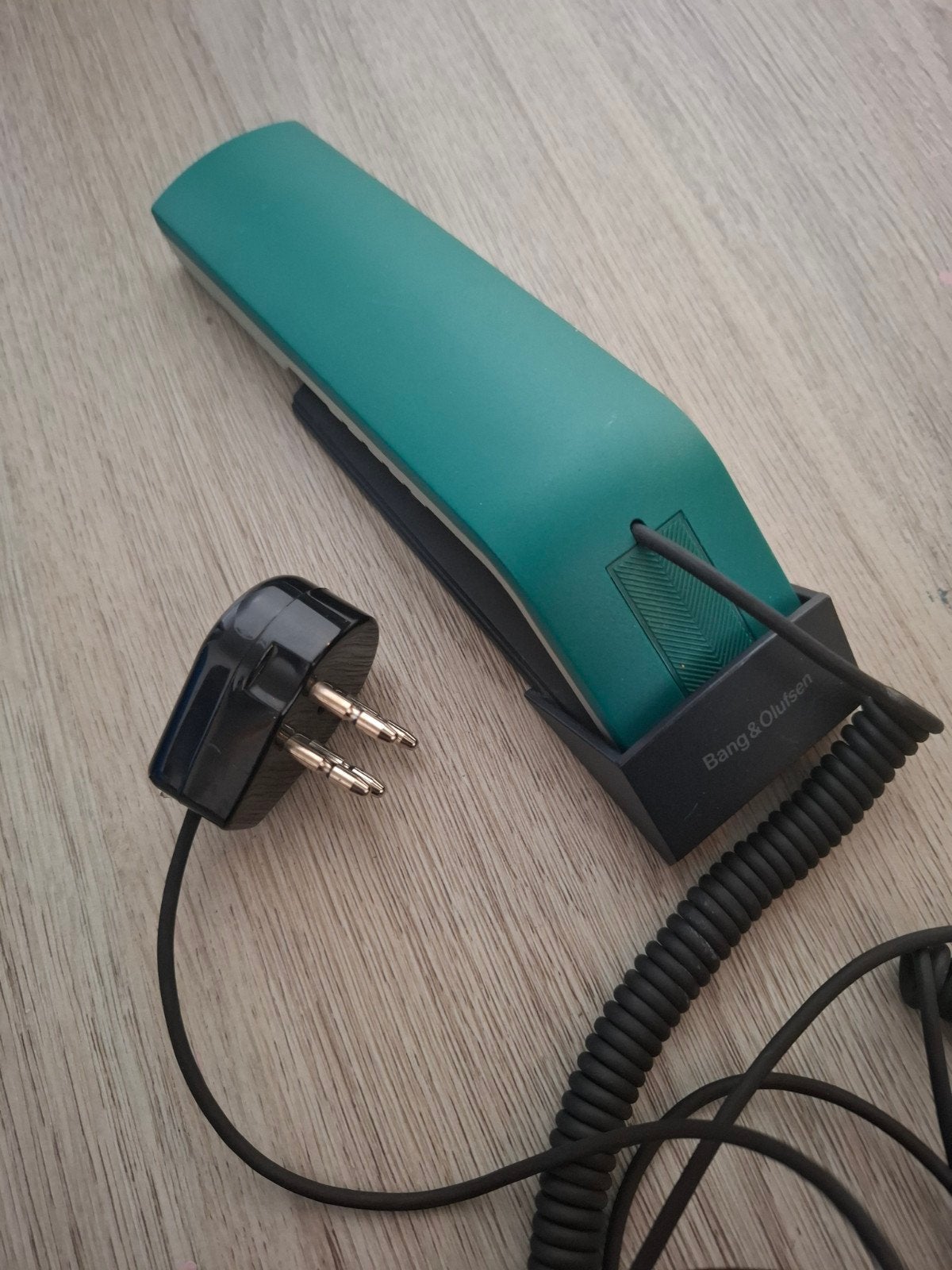 Bang & Olufsen Beocom 2500 met ophang basic holder 1006929, Ophalen of Verzenden, Gebruikt