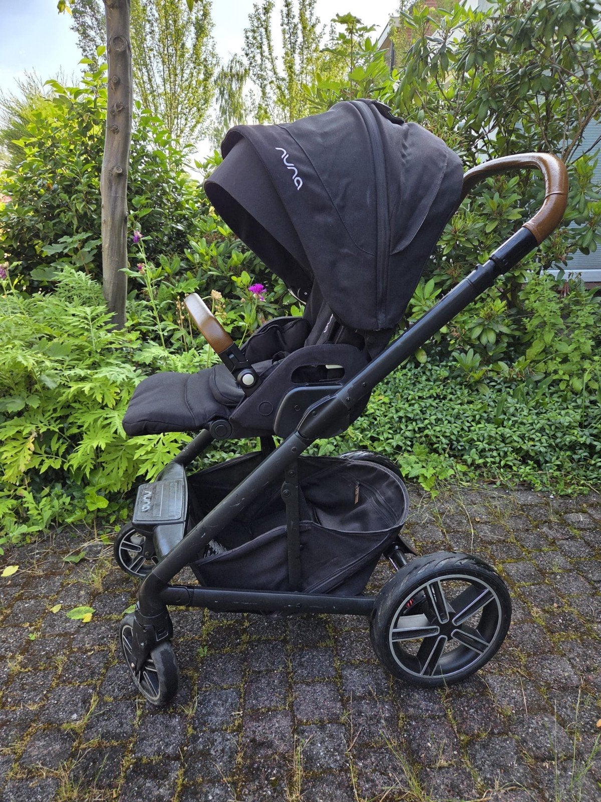 Nuna Mixx kinderwagen met reiswieg en buggy, Gebruikt, Combiwagen, Verstelbare duwstang, Ophalen