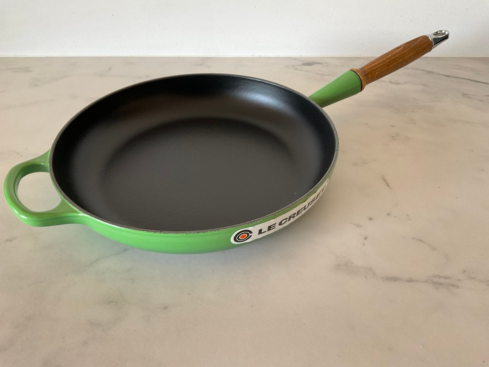 Le creuset 28 cm koekenpan, nieuw, Koekenpan, Gietijzer, Le Creuset, Ophalen of Verzenden