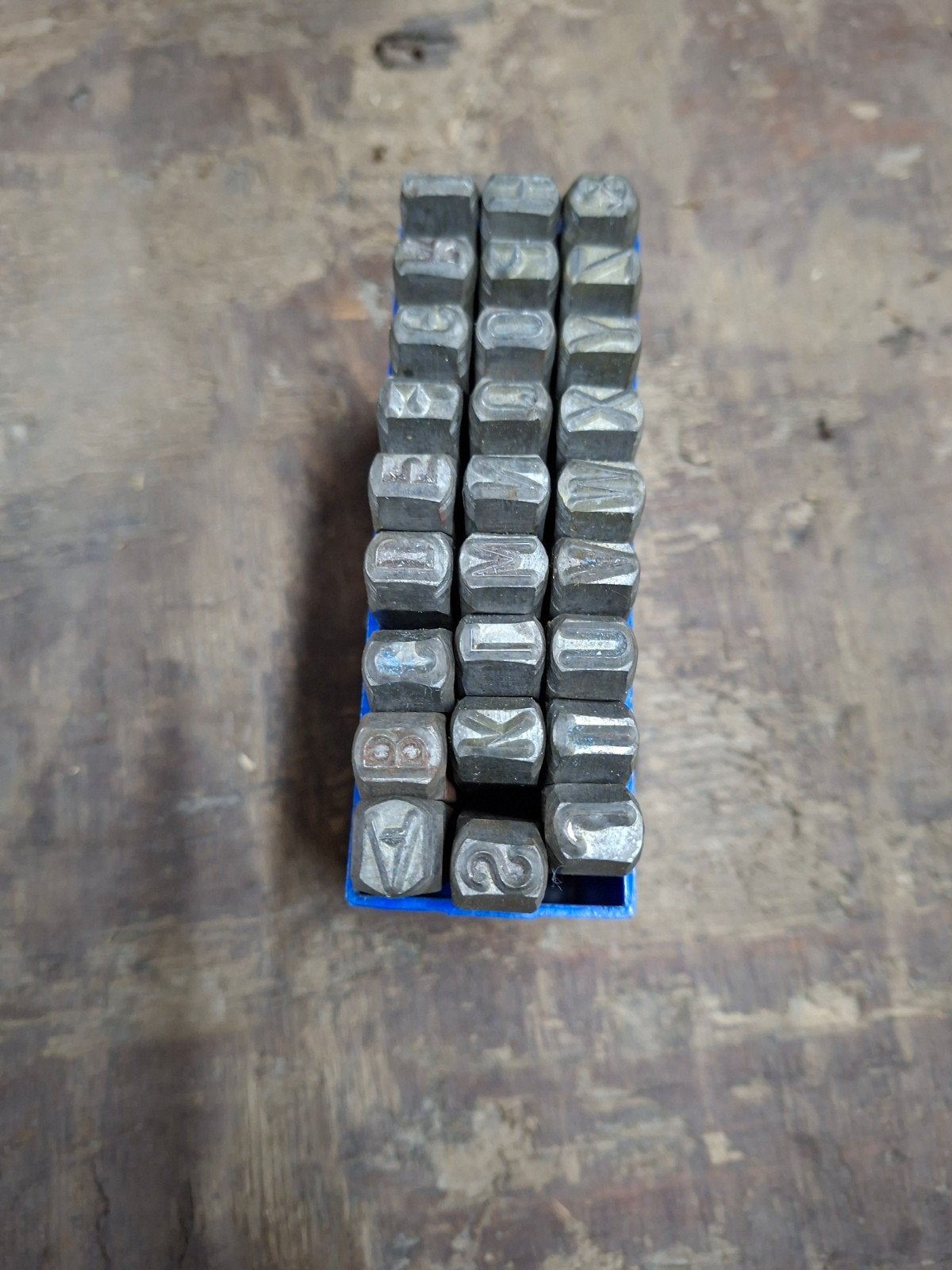 GROOTE Slagstempels Set 8mm - Letters en Cijfers, Ophalen of Verzenden, Gebruikt, Overige typen, Overige merken