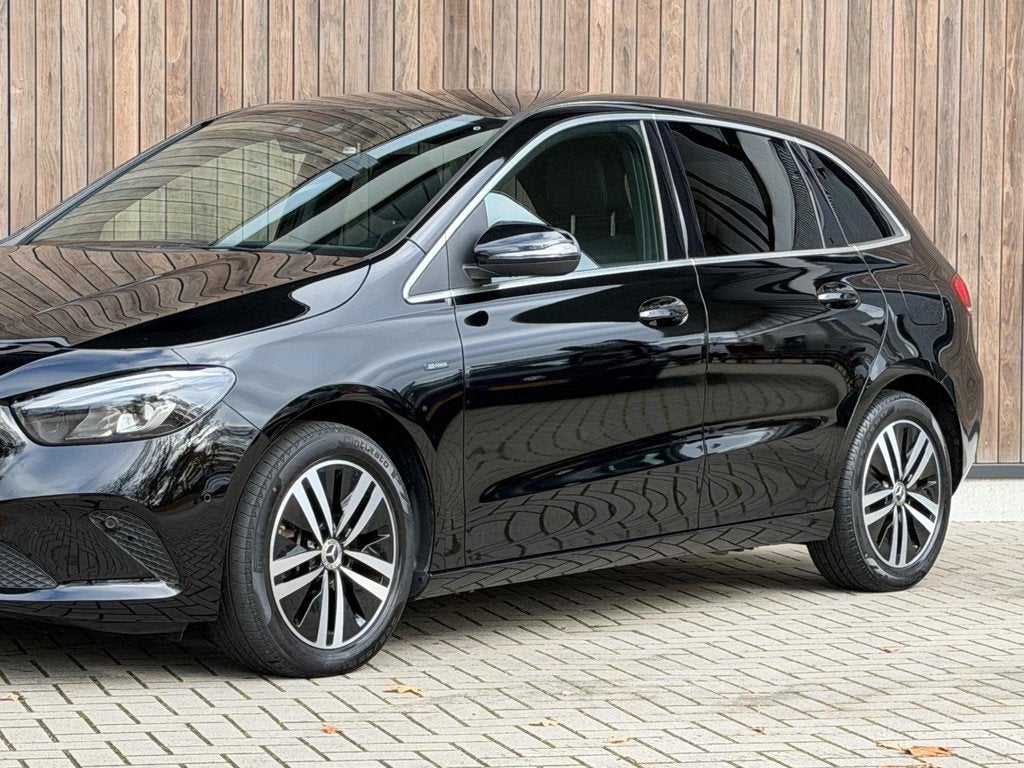 Mercedes-Benz B-klasse 250 e Business Solution / Adaptief CC, Gebruikt, Zwart, 4 cilinders, 15 kWh