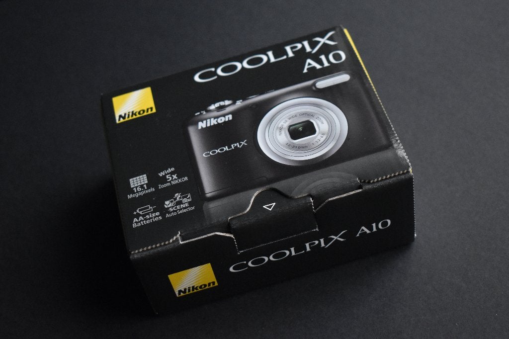 Nikon Coolpix A10 / 16.1 MP 5x Zoom Digital Camera Black NEW, Ophalen of Verzenden, Nieuw, Nikon