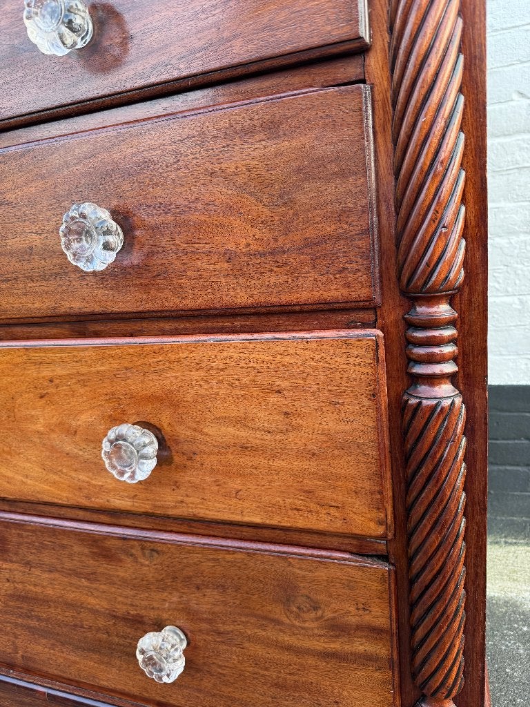 antiek Engels mahonie ladekast met glazen knoppen, 125 cm br, Antiek en Kunst, Ophalen of Verzenden