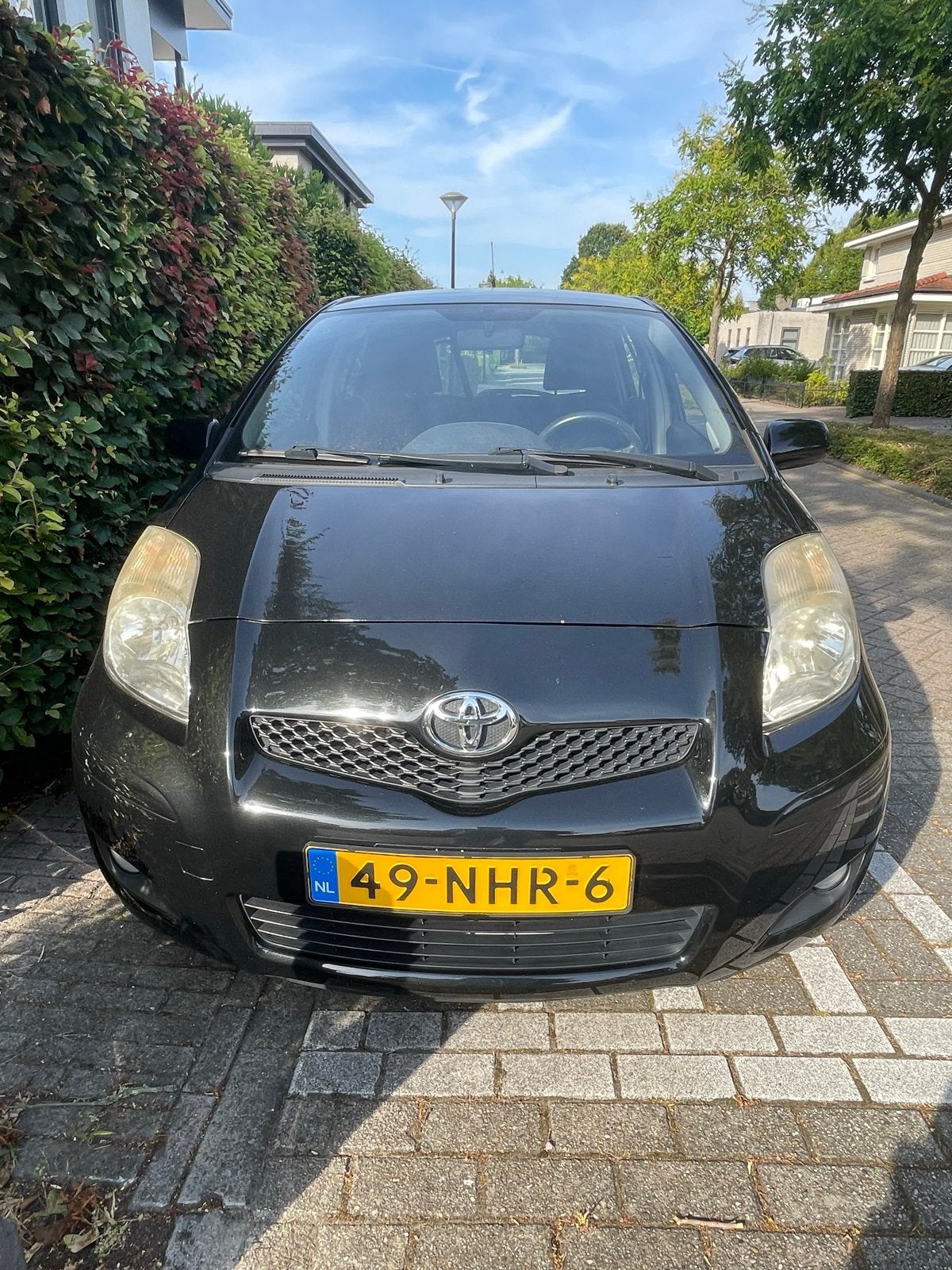Toyota Yaris 1.3 16V Vvt-i 5DR 2010 Zwart, Voorwielaandrijving, 1025 kg, 40 €/maand, 4 cilinders