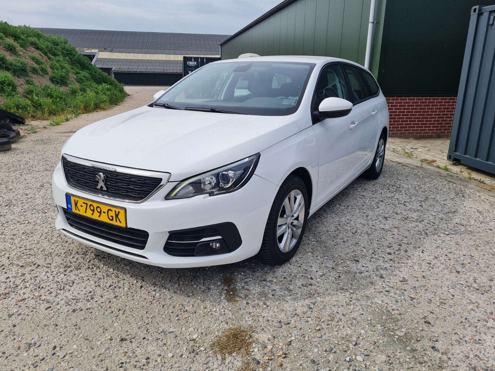 Peugeot 308 SW 1.2 - 110pk  NWE DISTRIBUTIERIEM  TREKHAAK, Auto's, Peugeot, Particulier, ABS, Airbags, Airconditioning, Alarm