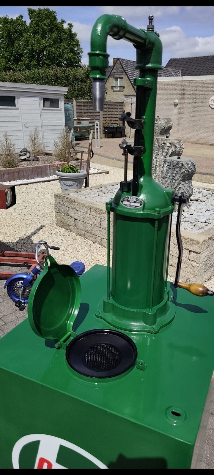 OUDE USA ERIE OLIBAR/POMP CASTROL, Ophalen, Zo goed als nieuw