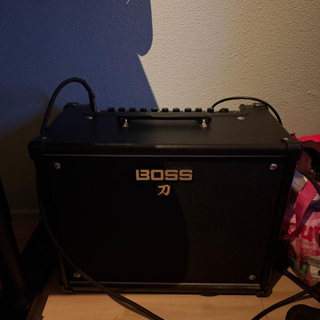 Boss Katana 50, Muziek en Instrumenten, Versterkers | Bas en Gitaar, Ophalen, Zo goed als nieuw, 50 tot 100 watt