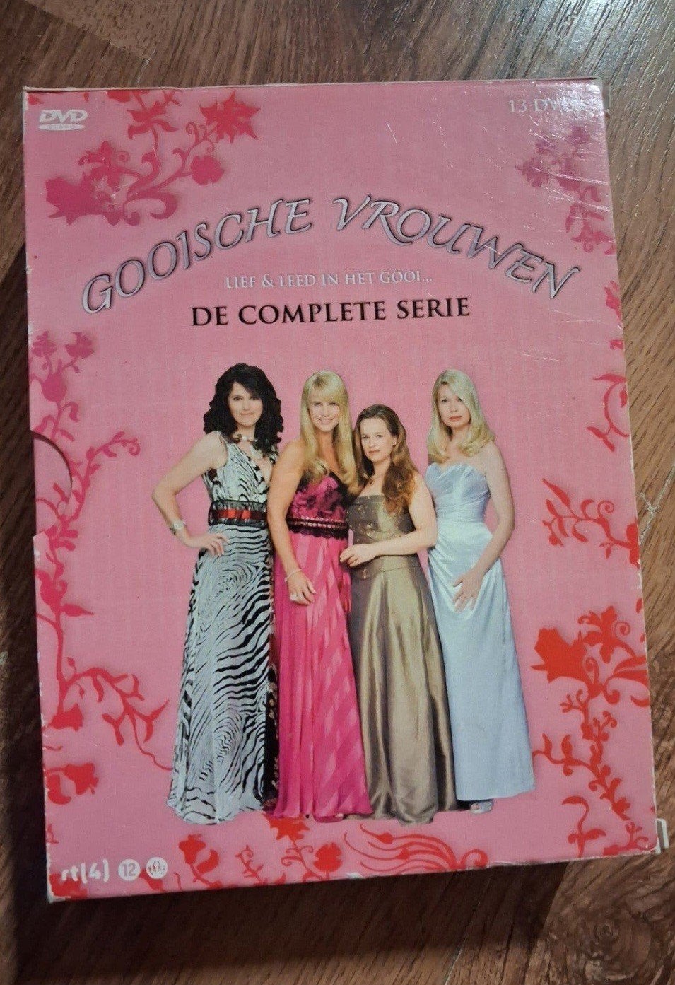 Diverse Nederlandse TV-series op DVD - Complete seizoenen, Gebruikt, Seizoen 6, Ophalen of Verzenden, Vanaf 12 jaar