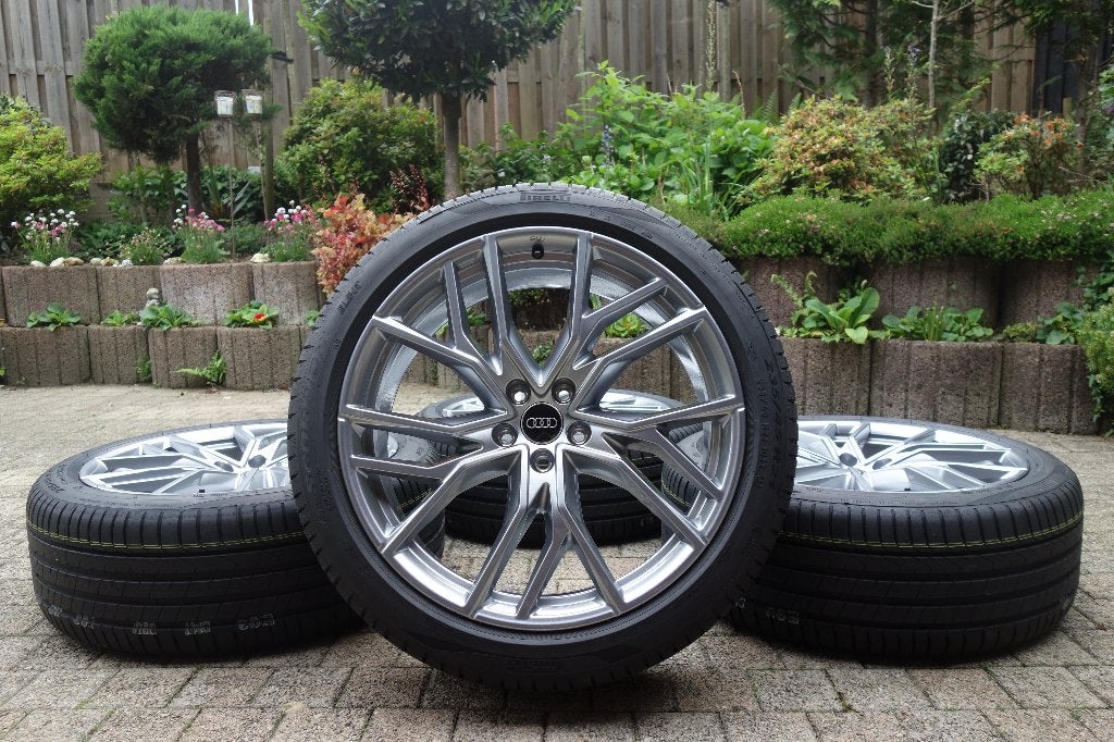 Audi Q4 E-Tron - Nieuwe 21 inch RS velgen en banden, Ophalen, Banden en Velgen, Nieuw, 21 inch