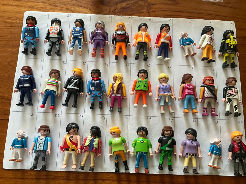 Poppetjes N, Ophalen of Verzenden