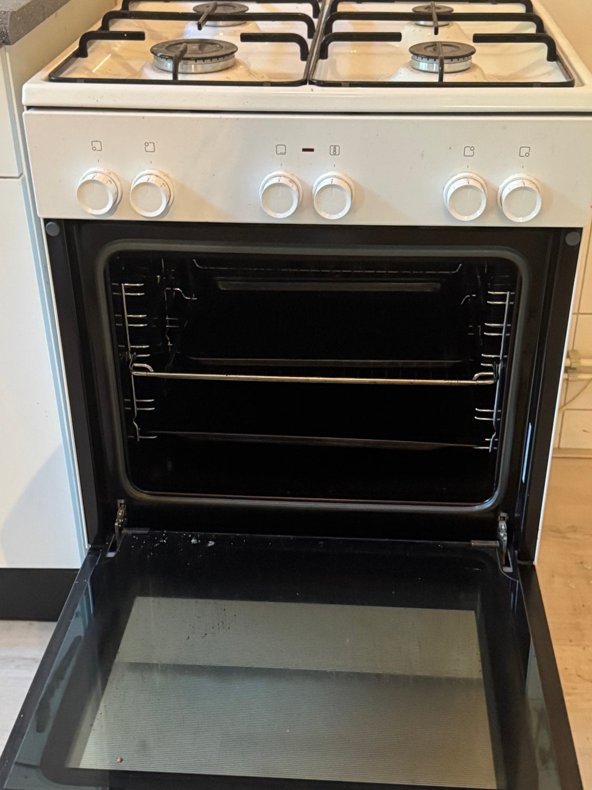 Bosch gasfornuis met oven zgan, Witgoed en Apparatuur, Ophalen, 4 kookzones, Zo goed als nieuw, Gas