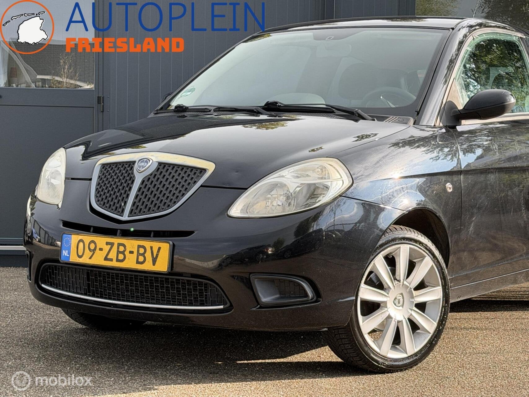 Lancia Ypsilon 1.2 Argento|APK 10/27|Airco, Auto's, Voorwielaandrijving, Gebruikt, Zwart, Origineel Nederlands
